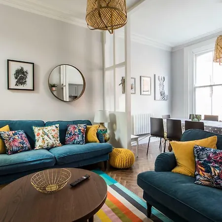Mountjoy Self-catered 1 Апартаменты *
